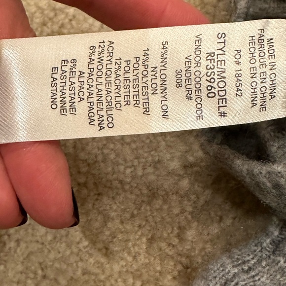 Splendid Grey Sequin Stripe Sweater. Size small. - Picture 5 of 5